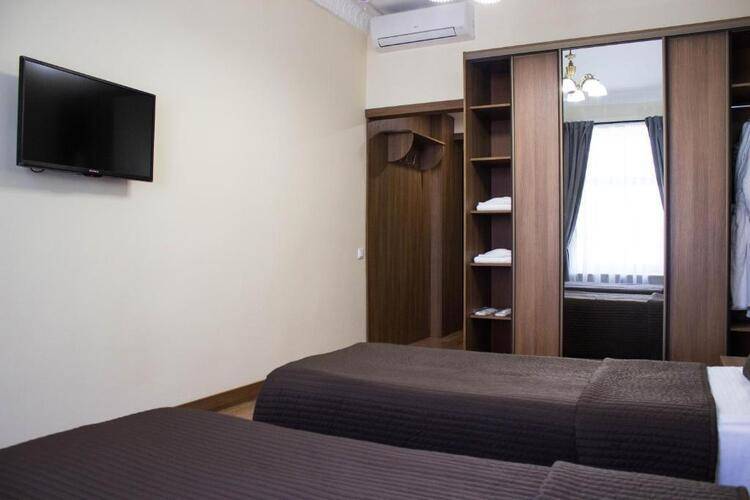 Стасов (Stasov Hotel)