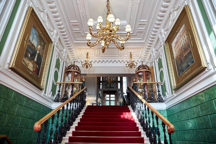 Trezzini Palace Hotel