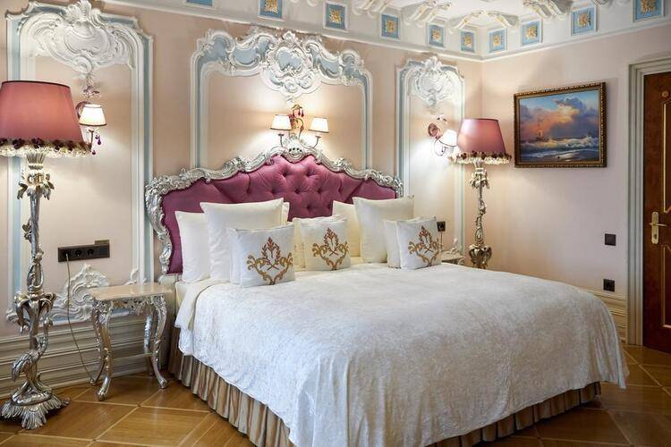 Trezzini Palace Hotel