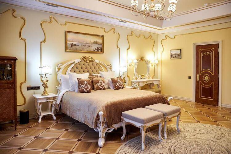 Trezzini Palace Hotel