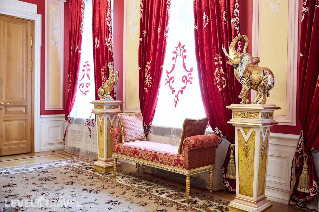 фотографии отеля Дворец Трезини в Россия(Василеостровский район) - фото №6