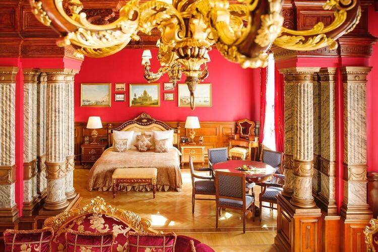 Trezzini Palace Hotel