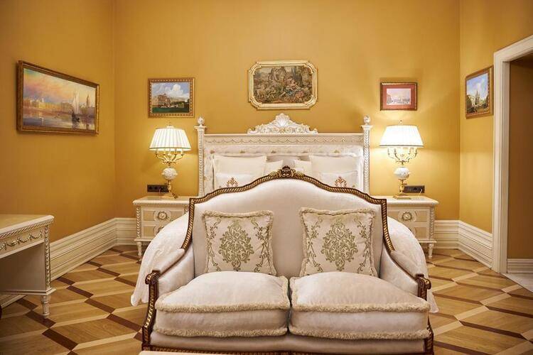 Trezzini Palace Hotel