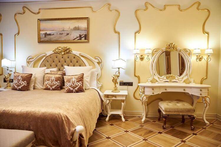 Trezzini Palace Hotel