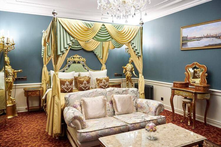 Trezzini Palace Hotel
