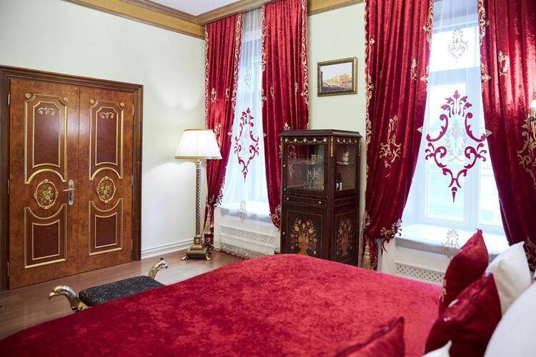 Trezzini Palace Hotel