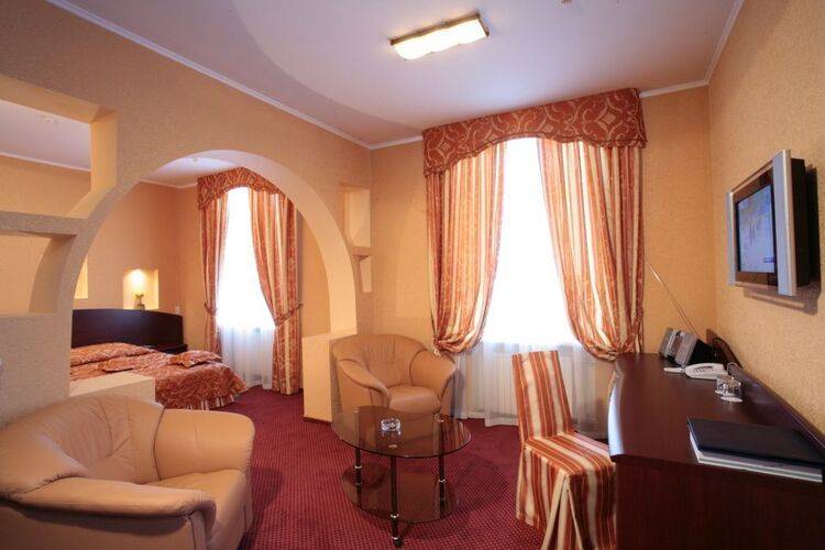 Максима Заря Отель (Maxima Zarya Hotel)