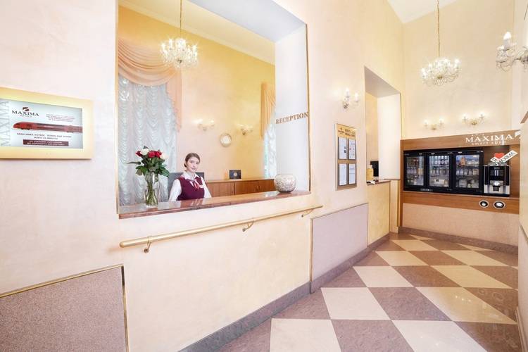 Максима Заря Отель (Maxima Zarya Hotel)