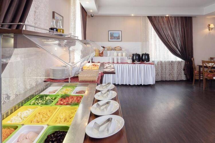 Максима Заря Отель (Maxima Zarya Hotel)