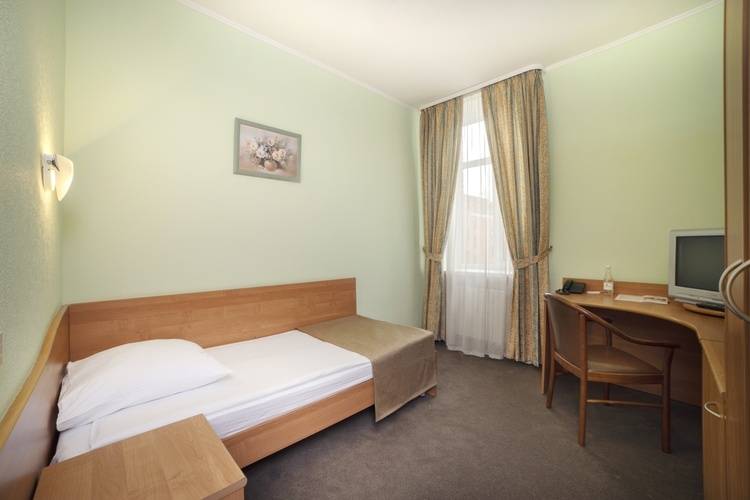 Максима Заря Отель (Maxima Zarya Hotel)