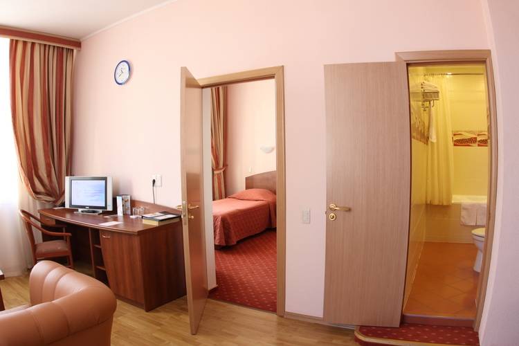 Максима Заря Отель (Maxima Zarya Hotel)