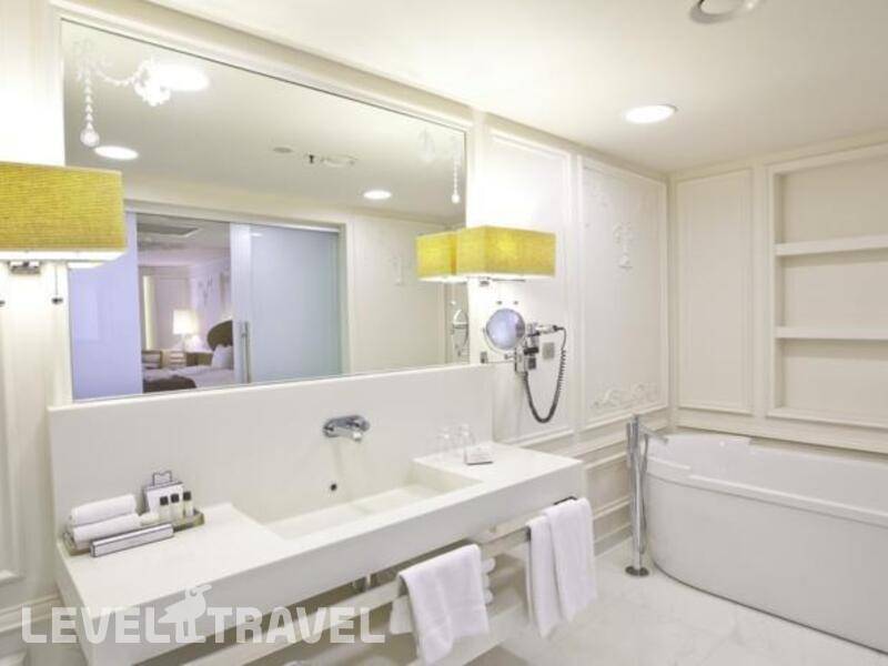 Фотография Crowne Plaza Hotel St. Petersburg - Ligovsky