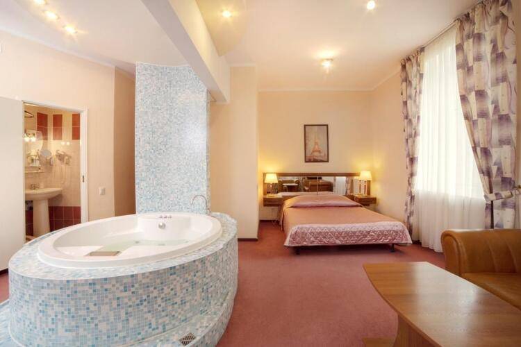 Максима Ирбис Отель (Maxima Irbis Hotel)