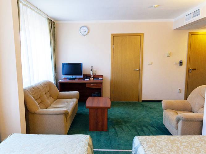 Максима Ирбис Отель (Maxima Irbis Hotel)