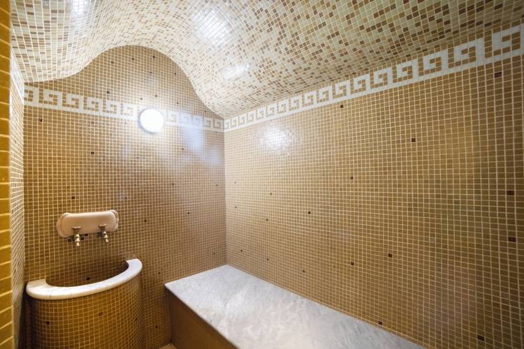 Максима Ирбис Отель (Maxima Irbis Hotel)