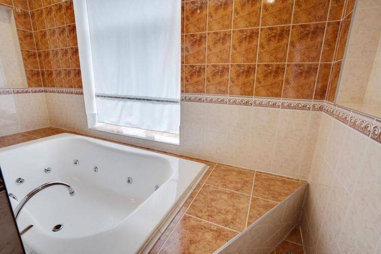 Максима Ирбис Отель (Maxima Irbis Hotel)