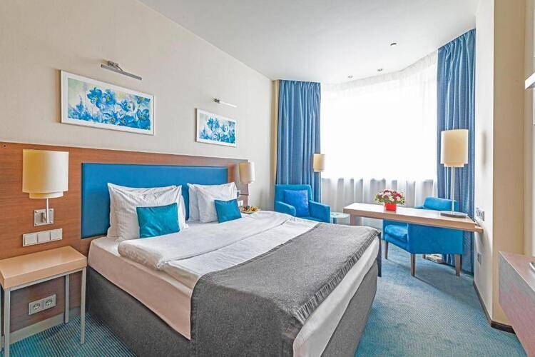 Ramada By Wyndham Yekaterinburg Hotel & Spa (Рамада Екатеринбург)