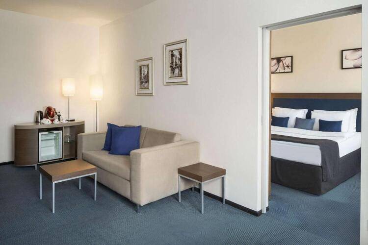 Ramada By Wyndham Yekaterinburg Hotel & Spa (Рамада Екатеринбург)