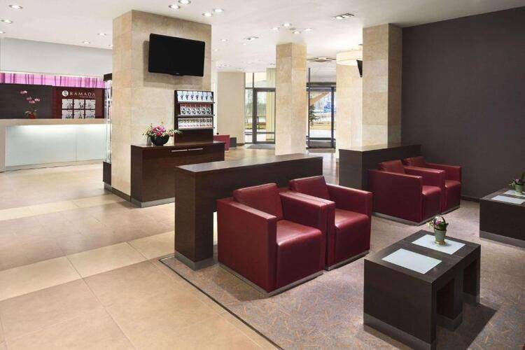Ramada By Wyndham Yekaterinburg Hotel & Spa (Рамада Екатеринбург)