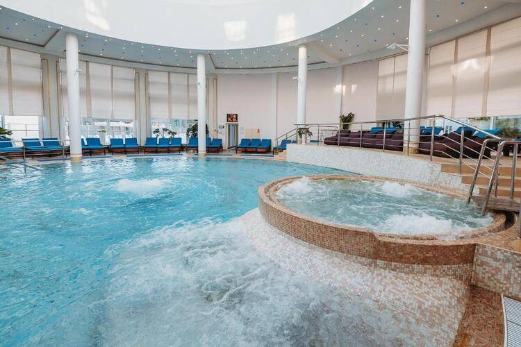 Ramada By Wyndham Yekaterinburg Hotel & Spa (Рамада Екатеринбург)