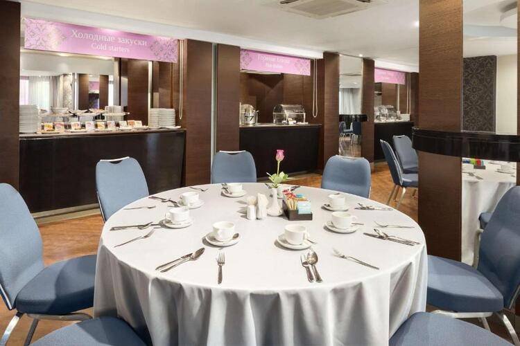Ramada By Wyndham Yekaterinburg Hotel & Spa (Рамада Екатеринбург)