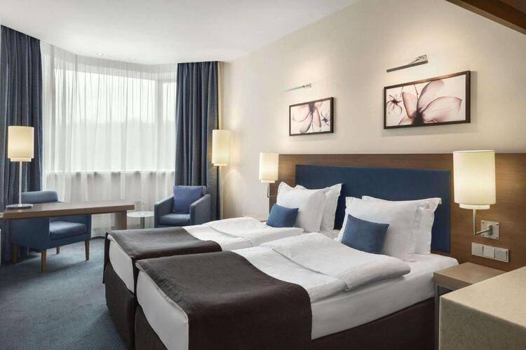 Ramada By Wyndham Yekaterinburg Hotel & Spa (Рамада Екатеринбург)