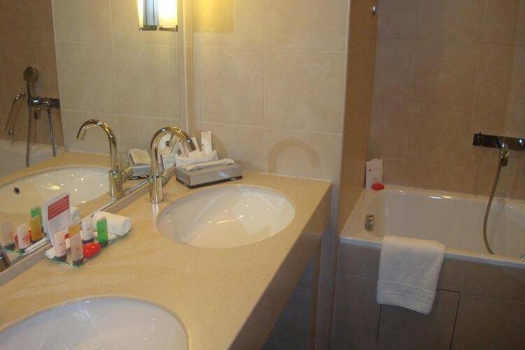 Ramada By Wyndham Yekaterinburg Hotel & Spa (Рамада Екатеринбург)