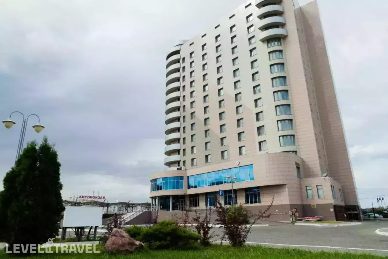 Космос Астрахань (Ex.Park Inn Astrakhan)