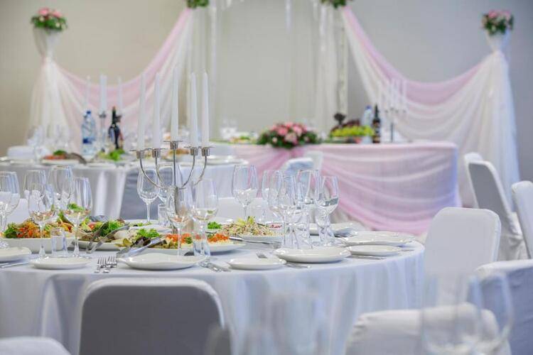 Космос Астрахань (Ex.Park Inn Astrakhan)