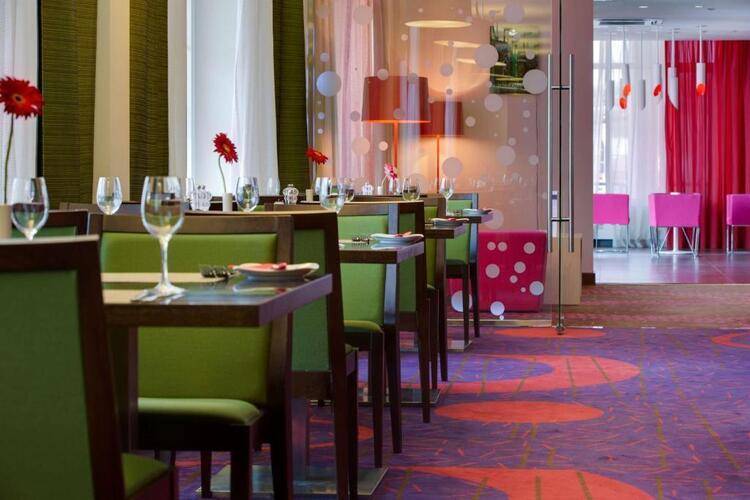 Космос Астрахань (Ex.Park Inn Astrakhan)