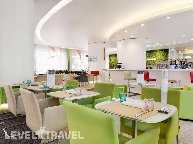 Фотография Новотель Аэропорт Шереметьево (Novotel Moscow Sheremetyevo Airport)