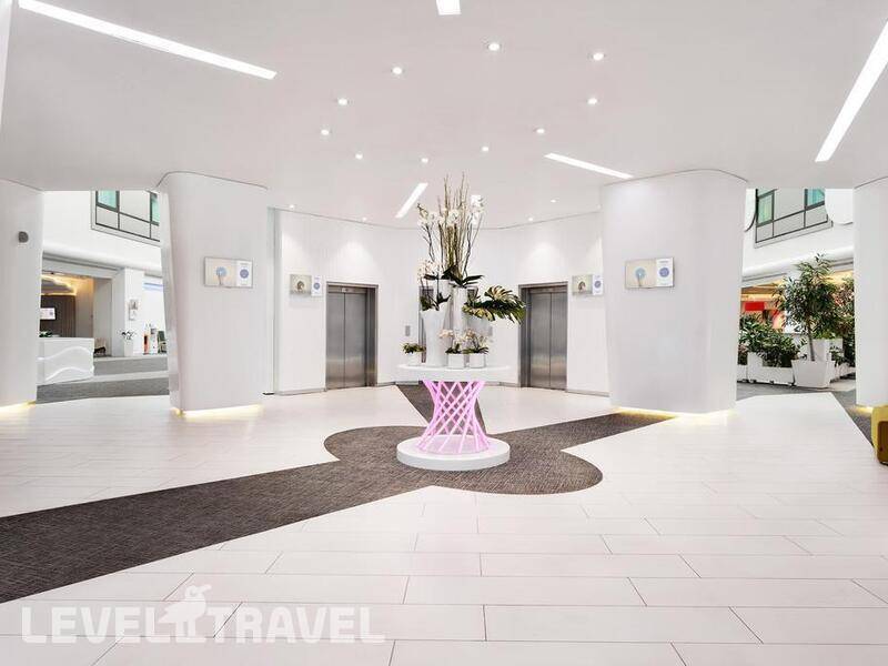Фотография Новотель Аэропорт Шереметьево (Novotel Moscow Sheremetyevo Airport)