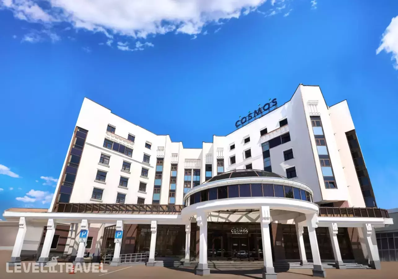 Cosmos Ekaterinburg Hotel (Бывш. Park Inn By Radisson Ekaterinburg)
