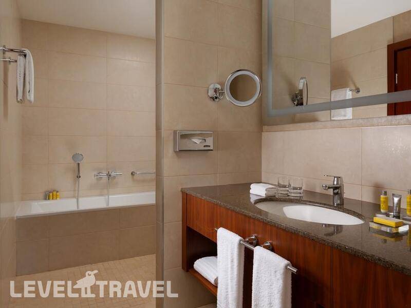 Фотография Звезды Арбата (Ex. Moscow Marriott Hotel Novy Arbat) Фотография Звезды Арбата (Ex. Moscow Marriott Hotel Novy Arbat)