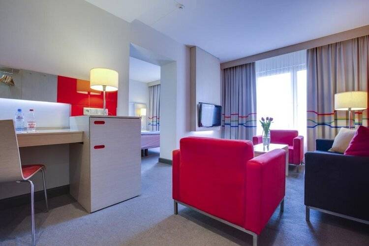 Cosmos Murmansk (Бывш. Park Inn By Radisson Poliarnie Zori)