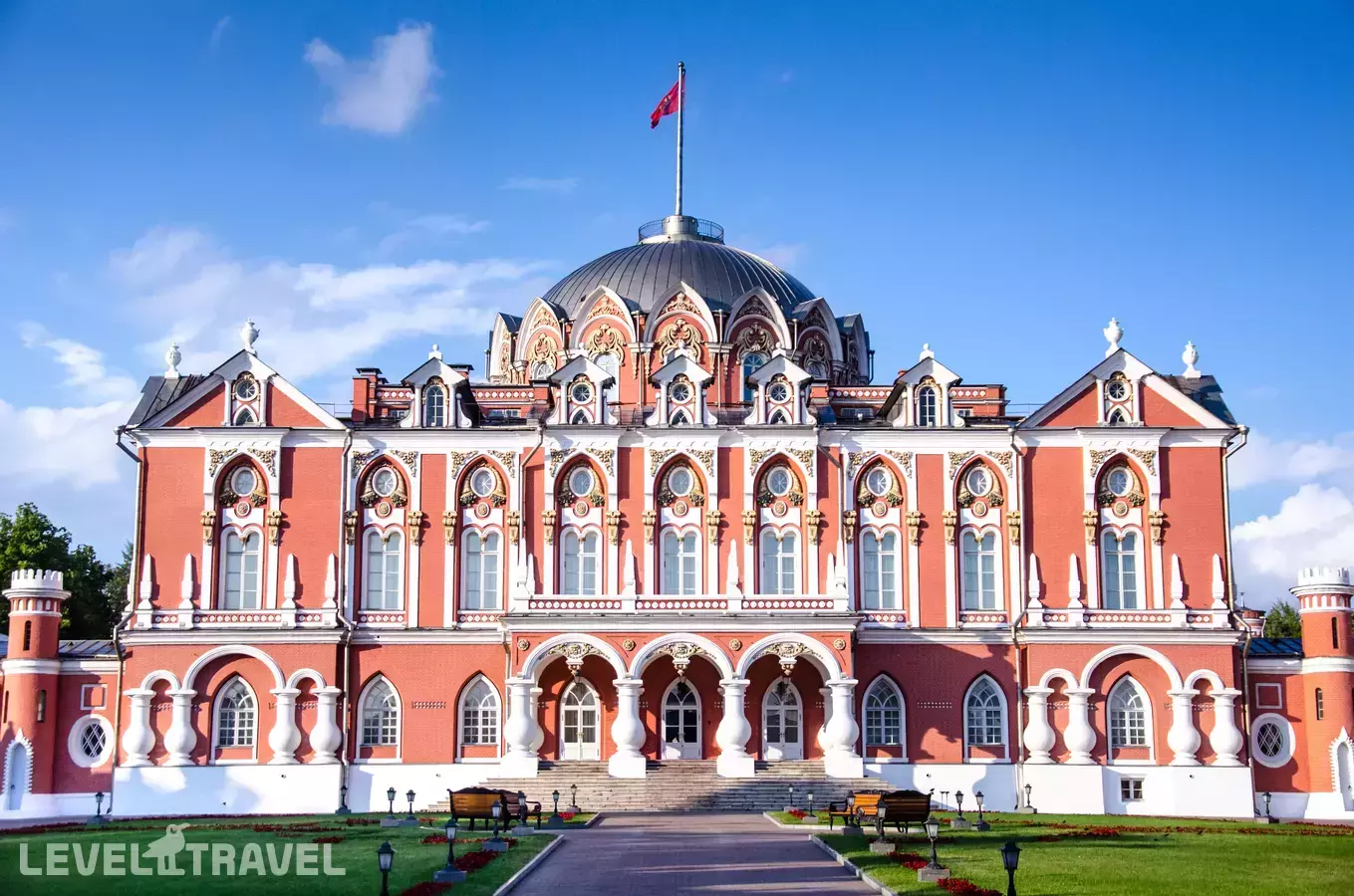 Петровский Путевой Дворец (Ex. Petroff Palace)