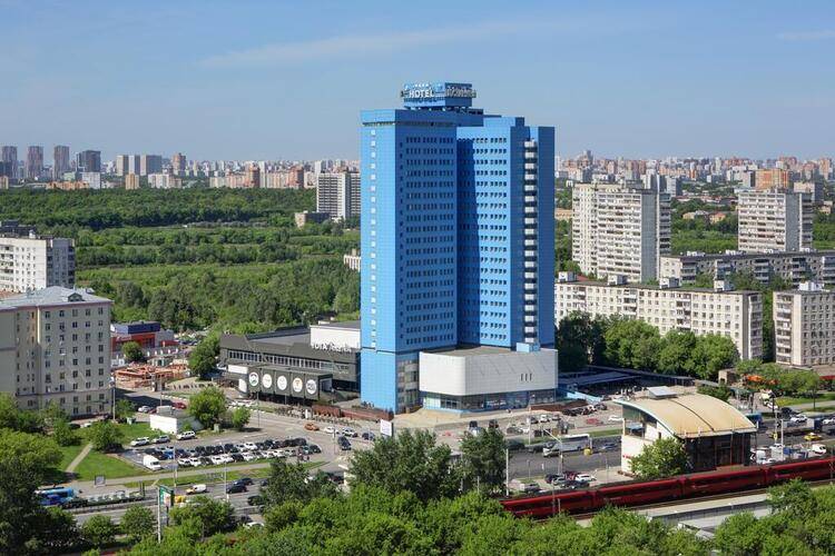 Park Tower Отель (Бывш. Молодежный)