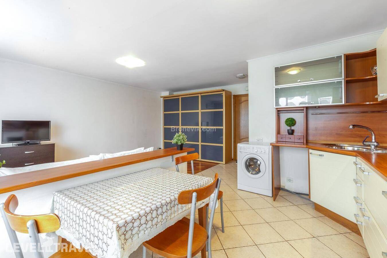 фотографии отеля Апартаменты Inndays На Обручева в Россия(Юго-западный административный округ (ЮЗАО)) - фото №2