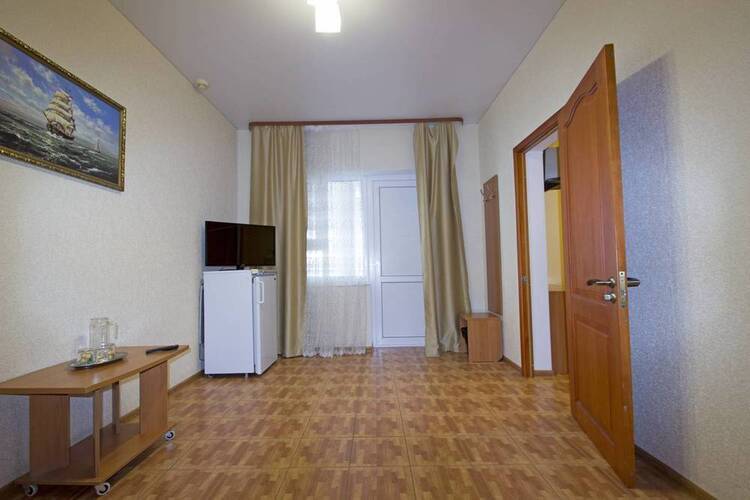 Отель Каро