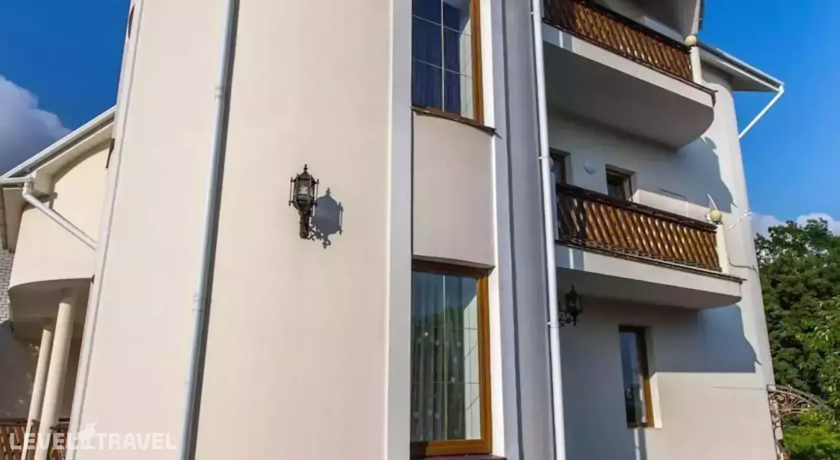 Резиденция Леонора