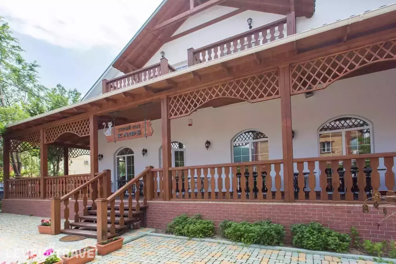 Отель Серый Кот