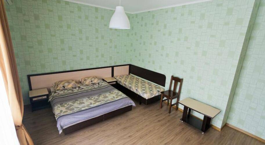 Отель Лотос