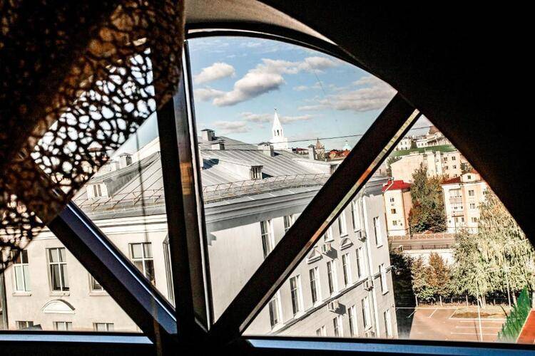 Азалия на Московской