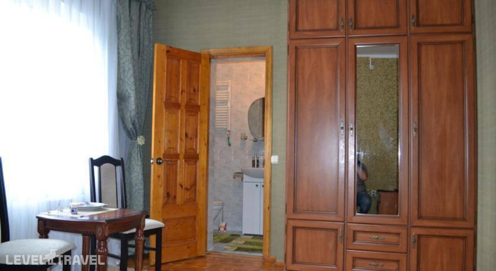 Изображение отеля 8