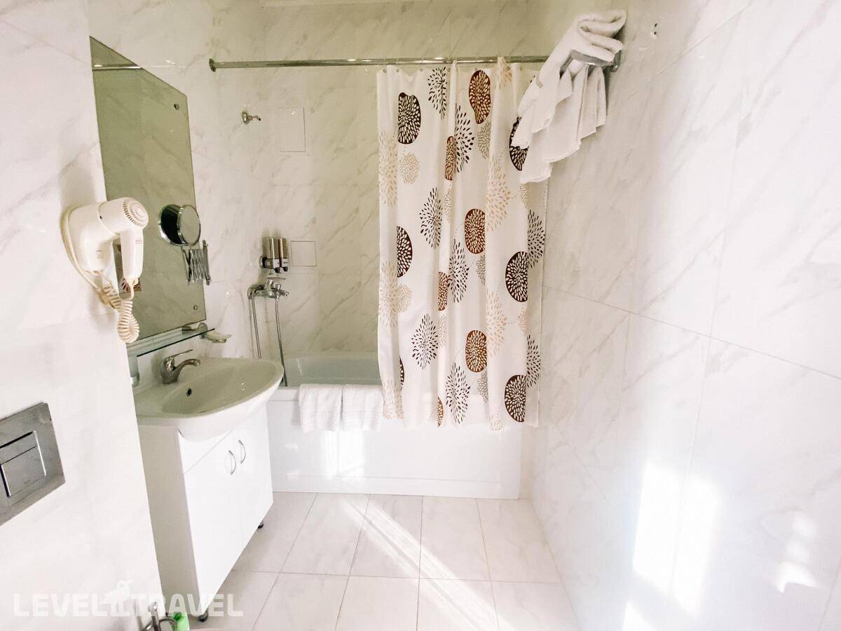 фотографии отеля Лайм (Бывш. Роял-Лайм) в Россия(Хабаровск) - фото №38