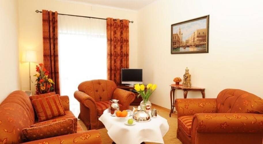 Отель Иностранец