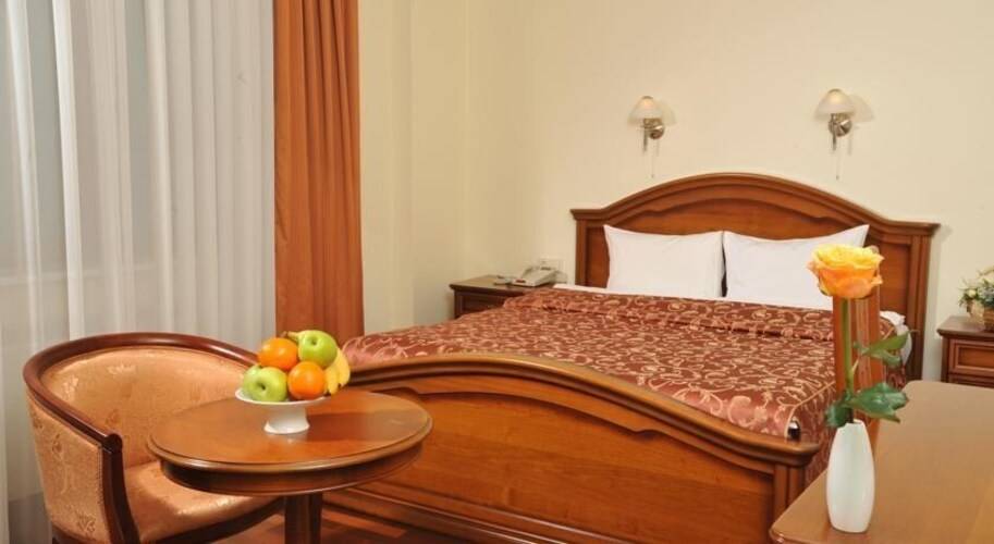 Отель Иностранец