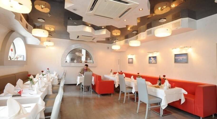 Отель Иностранец