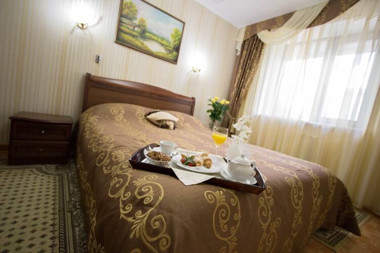 Отель Платан Южный