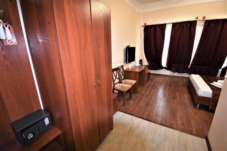 Отель Via Sacra (Виа Сакра)